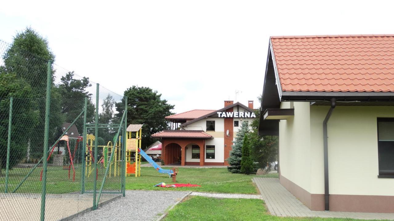 Готель Tawerna-Stawiska Garbatka-Letnisko Екстер'єр фото